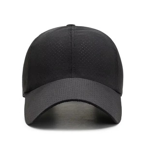Gorra de béisbol estilo streetwear unisex ajustable de 6 paneles, color sólido, tela de malla transpirable, gorra informal para exteriores, suministro OEM - Product Image 1