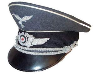 Sombrero shako de uniforme de desfile diseñado para una comodidad duradera, perfecto para conjuntos de marcha. Sombreros Shako para hombre. - Product Image 3