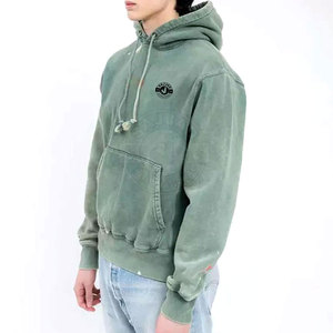 Sudadera con capucha estilo desgastado para hombre, moda urbana, con interior suave y costuras de primera calidad. - Product Image 3
