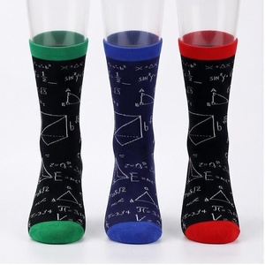 Calcetines Deportivos con Diseño Matemático para Adultos, Transpirables, Tejidos, con Estampado, en Colores Azul, Verde y Rojo, para Uso Diario Informal - Product Image 1