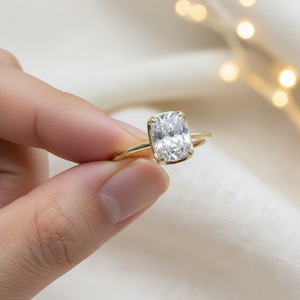 Anillo de compromiso y boda solitario de moissanita VVS de 3 quilates con corte cojín alargado, engaste de bisel, plata de ley 925, regalo moderno para mujer - Product Image 4