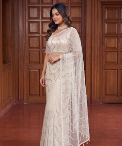 Sari de Boda Tradicional Indio con Diseño Étnico y Elegante, con Material de Red Pesada, Bordado y Lentejuelas, para Mujer, Estilo Moderno - Product Image 1