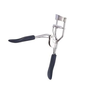 Rizador de Pestañas de Acero Inoxidable de Alta Resistencia con Agarre Cómodo, Almohadilla de Silicona Suave Reemplazable y Tecnología de Rizado de Precisión - Product Image 4
