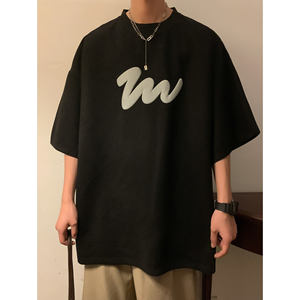 เสื้อยืดผู้ชายสไตล์สตรีทแวร์ แขนครึ่งตัว พิมพ์ลายพัฟฟ์ ทรงโอเวอร์ไซส์ แฟชั่นฮิปฮอป สวมใส่สบาย ผ้าฝ้าย ระบายอากาศได้ดี น้ำหนักเบา เหมาะสำหรับฤดูร้อน ทันสมัย - Product Image 6