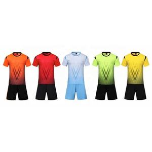 2024 New Plain Sports Sublimation Logotipo de impresión personalizado Uniforme de equipo de fútbol All Soccer Wear Shirt Jersey Set. - Product Image 6