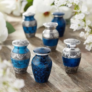 Urne décorative en métal avec couvercle, ornement traditionnel pour la maison, ornement de table - Product Image 2