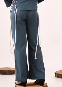 Pantalon large bleu premium pour femmes, design confortable à taille haute, coupe ample et fluide, parfait pour le travail, les soirées ou le quotidien - Product Image 2