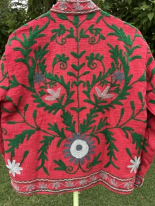 Chaqueta de Bordado Heritage Luxe TNT para Mujer |   Ropa Exterior de Diseño Floral de Algodón Hecha a Mano - Product Image 4