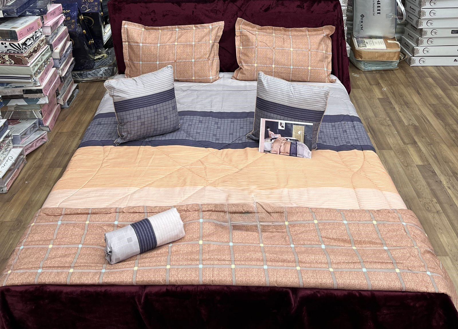 ผิวสีเทาพีช