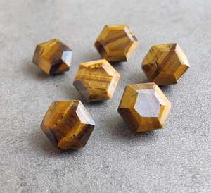 Pierre précieuse naturelle œil de tigre, forme hexagonale, taille facetée, calibrée, pour bijoux - Product Image 4