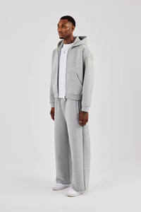 Nouvel Arrivage Survêtement Homme Hiver en Coton Lourd de Haute Qualité, comprenant un Hoodie Boxy Gris Personnalisé et un Pantalon Large Brodé - Product Image 4