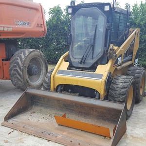 MINICARGADORA DE deslizamiento cat 226b, ruedas tipo caterpillar, equipo usado de 2 toneladas - Product Image 1