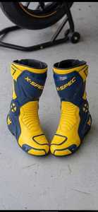 Combinaison de course en cuir faite à la main inspirée de Wolverine, manches longues, unisexe, adulte, toutes saisons, vêtements de moto - Product Image 3
