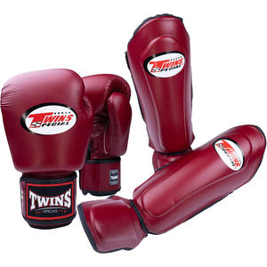 ถุงมือ MMA คู่แฝดแบบกำหนดเองได้ ถุงมือมวยไทย ถุงมือคิกบ็อกซิ่ง สนับแข้ง หนังวัวแท้คุณภาพพรีเมียม ปรับได้ด้วยสายรัดแบบตะขอและห่วง - Product Image 1