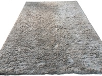 Tapis en soie gris-beige à poils longs : Tapis de sol moderne doux et moelleux