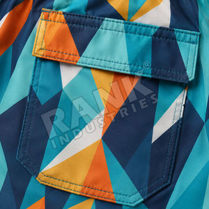 Shorts de plage pour hommes, taille haute, élégants, décontractés, pour l'été, séchage rapide, pour la course à pied et la gym, en vente - Product Image 5
