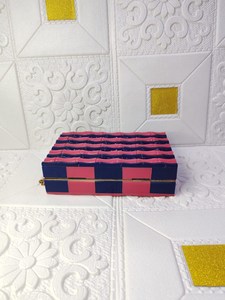 Pochette en résine faite à la main pour fêtes et mariages - Product Image 4