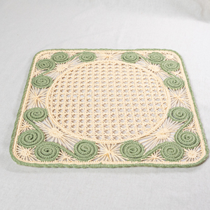 แผ่นรองจานลายเกลียวกระดาษ JNC Square Spiral Paper Yarn Placemat ทำมือ เป็นมิตรกับสิ่งแวดล้อม ลายเรขาคณิตวินเทจ แต่งสีเขียว ปรับแต่งได้สำหรับโต๊ะอาหารที่บ้าน - Product Image 1