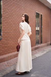 กางเกงขายาวทรงหลวมเอวสูง ขากว้าง ทรงสวยทันสมัยสำหรับผู้หญิง ODM OEM รุ่น MARINA ป้องกันรอยยับ ซิปหน้า สวมใส่สบาย - Product Image 4