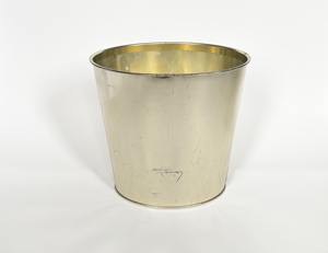 Poubelle noire en acier inoxydable argenté de qualité supérieure, motif floral et papillon, idéale pour les chambres d'enfants, les salles de classe et les bibliothèques, provenant d'Inde. - Product Image 5