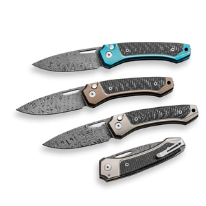 Navajas Plegables Azul y Negro con Hoja con Patrón Decorativo y Mango Texturizado, Clip de Bolsillo para Camping y Uso en Exteriores - Product Image 6