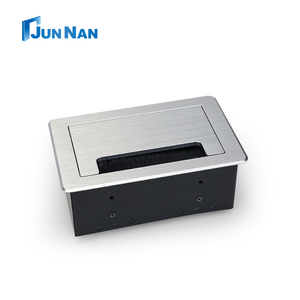 Prise de table relevable en aluminium à fermeture douce, courant nominal 10A, 1 port secteur CA, 1 port réseau, 1 port téléphonique - Product Image 2