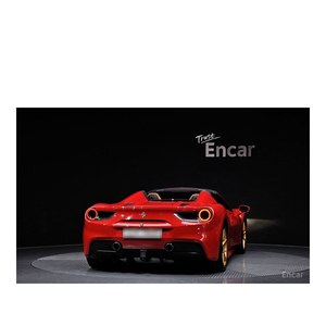 Ferrari 488 3.9 Modèle mai 2017 24 808 km Boîte de vitesses automatique Volant à gauche - Product Image 4