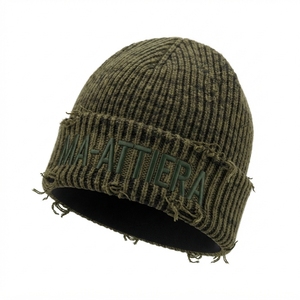 Gorro de Punto Personalizado en Verde Oliva y Negro con Puño, Gorro de Invierno Cálido Unisex - Product Image 2