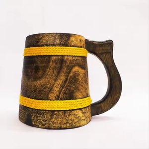 Mug en bois massif de qualité supérieure avec un design artisanal durable, tasse en bois réutilisable pour boissons chaudes et froides par Crescent Crafts - Product Image 6
