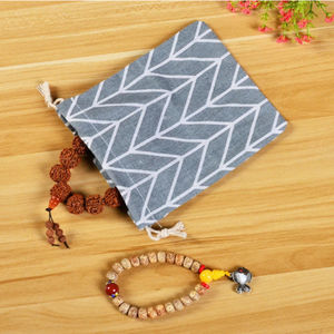 Pochette cosmétique réutilisable en toile de coton écologique beige, style mode, avec fermeture éclair, personnalisable avec logo imprimé et motif brodé, vente en gros - Product Image 4