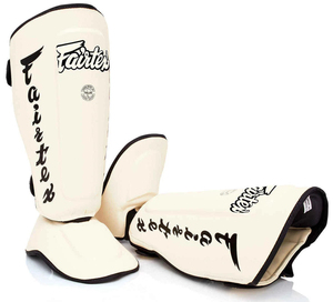 Protège-tibias Fairtex en cuir véritable avec logo personnalisé pour la protection professionnelle – Équipement d'entraînement de Taekwondo en gros - Product Image 3