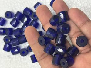 Perles de verre bleues facettées en gros, perles de cristal étincelantes pour artisanat, tailles assorties pour la fabrication de bijoux et les projets de création de bijoux - Product Image 2
