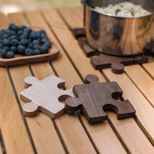 Sous-verres en bois personnalisés couleur naturelle, design moderne et écologique pour la vaisselle et l'installation domestique, tapis et coussinets. - Product Image 4