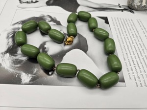 Premium Resin Beaded <b>Necklace</b> Vintage Style Geometric Pattern Colorful Lightweight <b>Statement</b> Party Green Resin Beaded <b>Necklace</b> - Product Image 4
