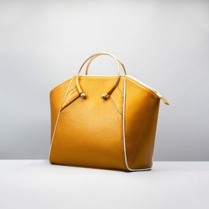 Bolso de Mano de Diseño en Cuero Genuino Hecho a Mano, con Cierre de Cremallera, Suave, Impermeable, con Dos Correas, Capacidad de 1L, Tipo Cubo, para Mujer - Product Image 3