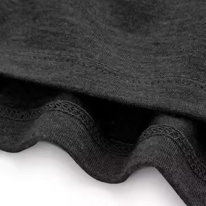 Débardeur noir pour homme avec lacets et capuche, style décontracté pour la gym, personnalisation de marque acceptée, fabriqué en polyester et élasthanne, conception OEM - Product Image 5