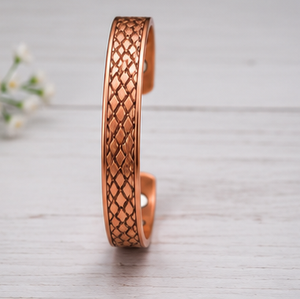 Pure Copper Diamond Lattice Engraved Magnetic Open Cuff Therapy Bracelet Fashionable Metal Jewelry Exquisite Embossed Design - Product Image 6