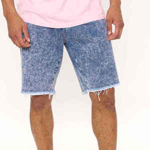 Shorts en jean amples et stylés pour hommes avec logo personnalisé, coupe ample, style streetwear, shorts en jean surdimensionnés pour hommes - Product Image 5