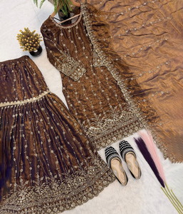 Ensemble prêt-à-porter brodé indien Sharara Gharara Kurti en soie, style pakistanais, pour toutes les occasions, vente en gros - Product Image 1