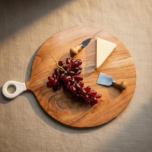 Planche à découper en bois d'acacia, 1,5 cm d'épaisseur, avec poignée en bois, résistante à l'humidité, passe au lave-vaisselle, planche à découper, planche à fromage, planche alimentaire - Product Image 4