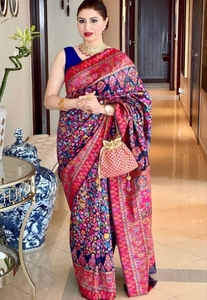 Sari en soie pure et coton Kanjivaram KV, tissé traditionnellement, à blocs de couleurs, pour les fêtes (Bleu) - Product Image 6
