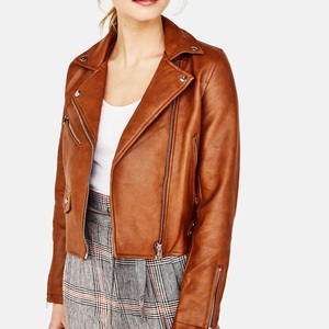 Chaqueta de cuero clásica negra para mujer, estilo biker, con cremallera, ajuste favorecedor, transpirable, cómoda y atractiva. - Product Image 2