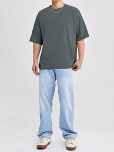 T-shirts Streetwear en Gros Personnalisables OEM Commandes en Vrac Tendances T-shirts Oversize Meilleur Prix Tissu de Haute Qualité Logo Personnalisé - Product Image 4