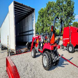 Tracteur Massey Ferguson GC1725M 4x4 avec moteur de 160 CV conçu pour l'efficacité, boîte de vitesses, pompe, roulement, cœur de moteur, longue durée de vie - Product Image 5