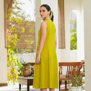 Robe en tissu extensible en coton écologique pour femmes, pour les collections printemps-été, texture fluide et douce, motif uni, approvisionnement mondial - Product Image 6