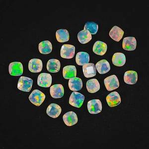 Ópalos naturales tallados en forma de cojín, gemas sueltas pulidas opalescentes para la fabricación de joyas, ideales para regalos. - Product Image 3