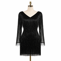 Robe mini sirène ajustée en maille premium noire à col halter et manches courtes pour femme avec broderie de sequins |   Soirée de luxe moderne