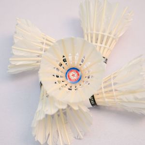 Volants de badminton en graphite et plumes d'oie de qualité professionnelle, durables, écologiques, légers, pour entraînement et compétition - Product Image 4
