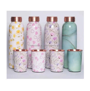 Bouteille d'eau en cuivre authentique, idéale pour un usage quotidien, favorisant la digestion, l'hydratation et l'équilibre du bien-être. - Product Image 3