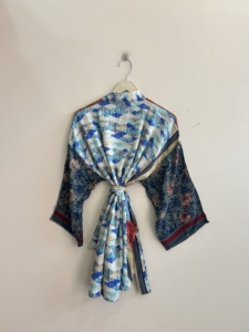 Lot de kimonos indiens en pure soie, peignoirs japonais confortables et doux en soie, robes de chambre florales, tenues de plage, vêtements de nuit pour la maison en été - Product Image 6